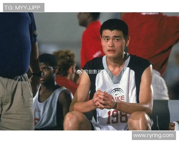 刀哥姚明的传奇之路:从篮球场到人生巅峰的奋斗与坚持
