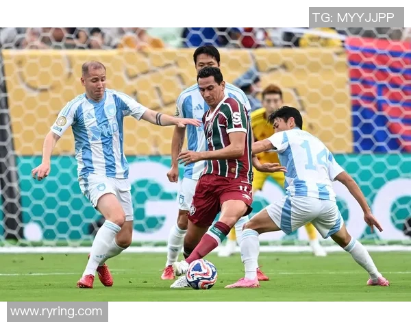 现代足球女星前腰风采展示与精彩瞬间合集