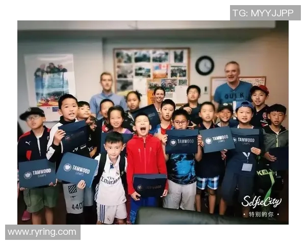 足球明星女性励志纹身艺术展示激励人生追梦之旅